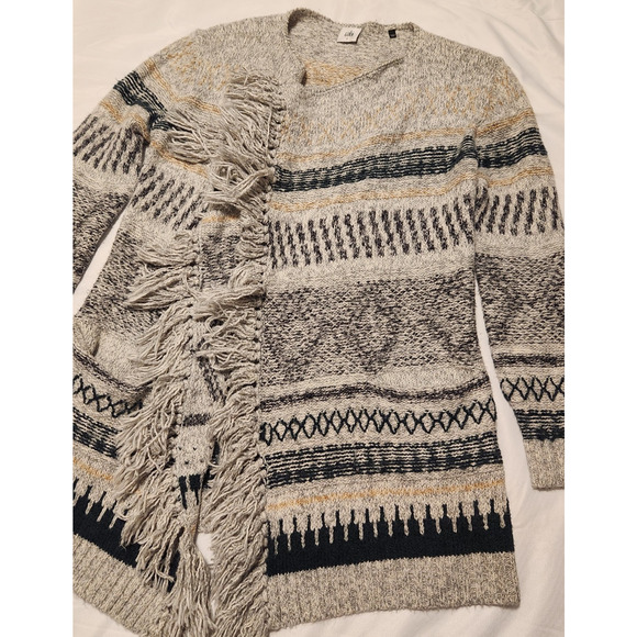 CABI Shetland Gray Green Geometric Fringe Hem Open Knit Cardigan Size Small - Picture 9 of 9